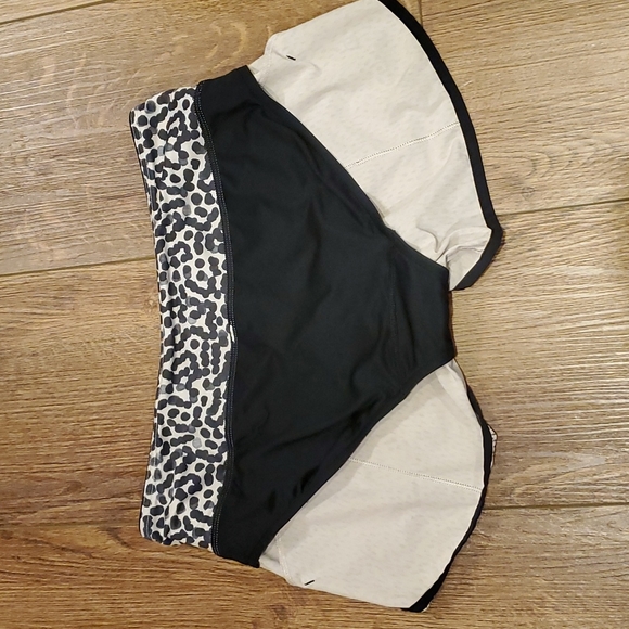 Lululemon Run: Speed Sz 6 Short 4-way Stretch Dottie Dash Grain Black / Black - Picture 5 of 6